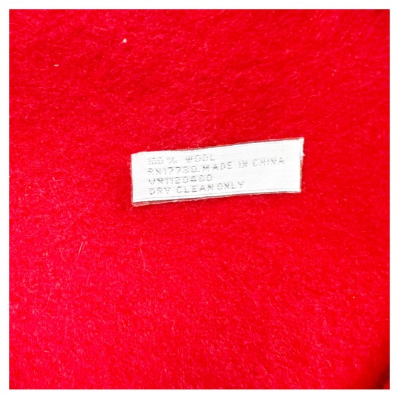 Red Wool Beret - Picture 5 of 5